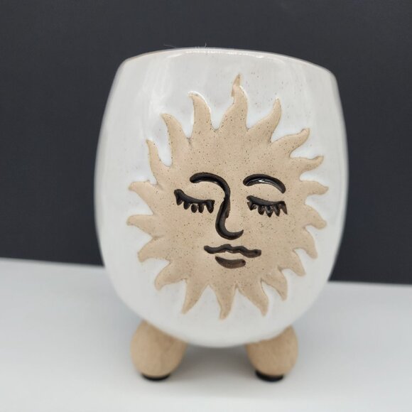 Ceramic Sun Face Planter Pot With Legs 6.25" High 4" Diameter - Picture 7 of 10